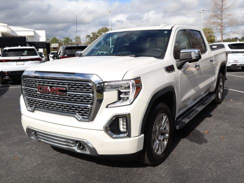 Used 2021 GMC Sierra 1500 Denali w/ Driver Alert Package II image 8