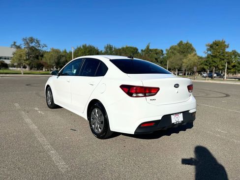 Used 2020 Kia Rio S image 7