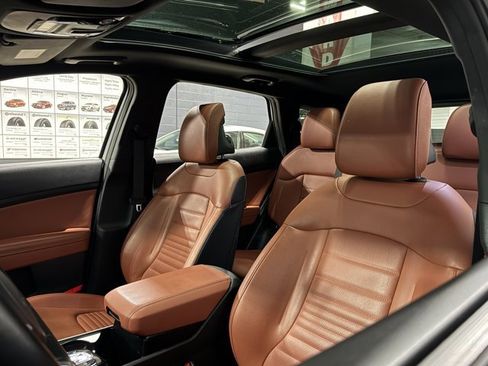 Used 2023 Kia Sportage SX image 24