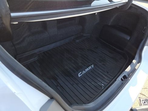 Used 2017 Toyota Camry LE image 26