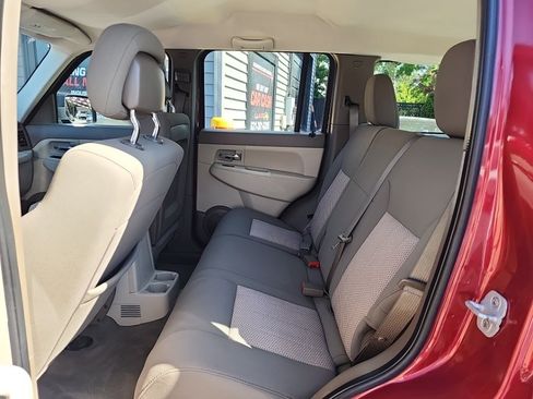 Used 2012 Jeep Liberty Sport AWD/4WD image 33