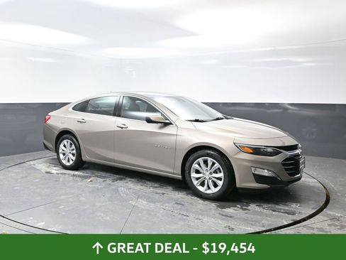 Used 2025 Chevrolet Malibu LT image 5