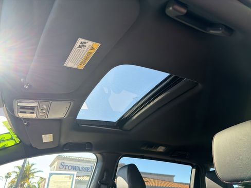 Used 2023 Honda Odyssey Sport image 21