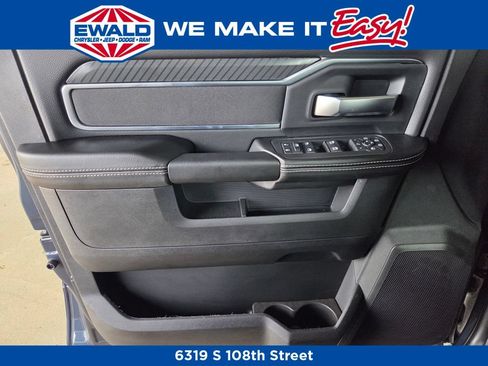 New 2026 RAM 2500 Big Horn AWD/4WD image 17