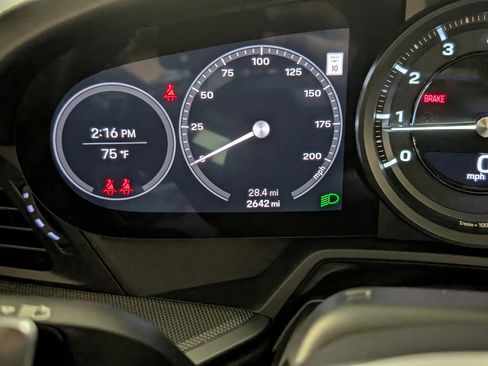 Certified 2024 Porsche 911 Targa 4S w/ Premium Package AWD/4WD image 34