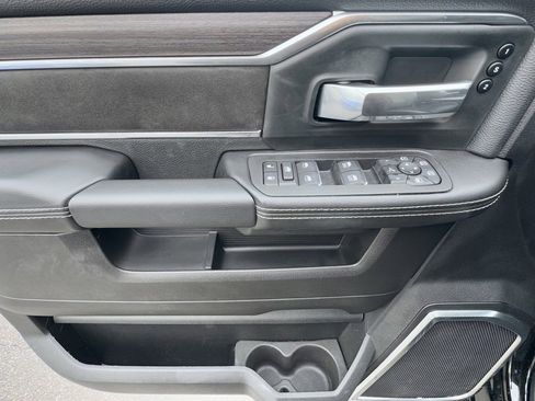 Used 2025 RAM 2500 Laramie w/ Night Edition image 9