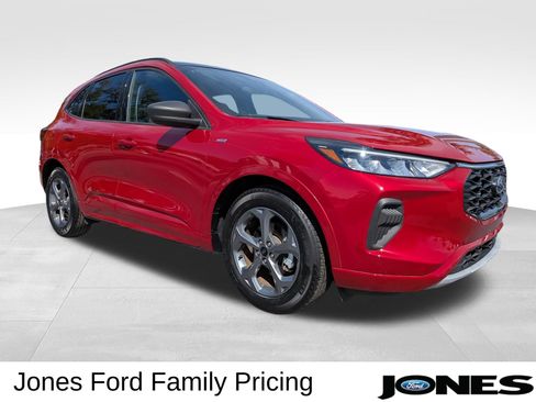 Certified 2023 Ford Escape ST-Line w/ Tech Pack #1 image 3
