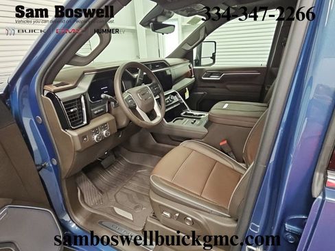 New 2026 GMC Sierra 2500 Denali w/ Denali Reserve Package AWD/4WD image 9