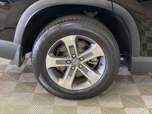 Used 2023 Honda Pilot EX-L image 37