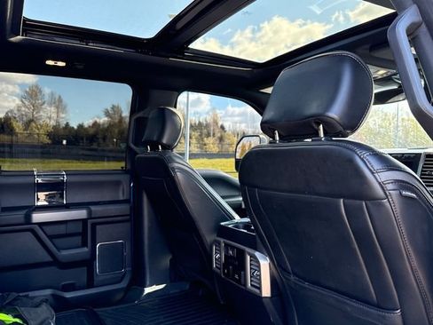 Used 2020 Ford F350 Platinum w/ FX4 Off-Road Package image 14