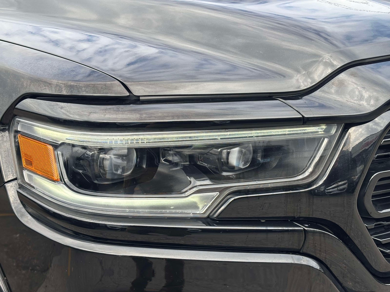 Used 2024 RAM 1500 Limited AWD/4WD image 10