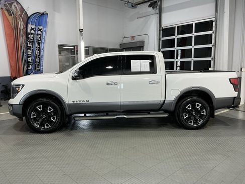 Used 2021 Nissan Titan Platinum Reserve w/ Moonroof Package image 44