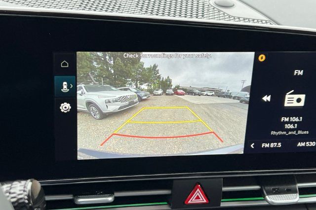 New 2026 Hyundai Elantra Limited FWD image 18