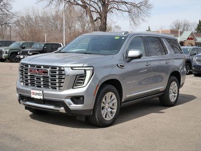 Used 2025 GMC Yukon Denali w/ Sun & Power Step Package