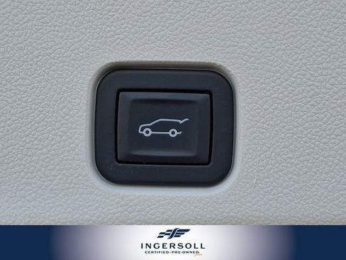 Used 2025 GMC Acadia Denali w/ Super Cruise Package image 32