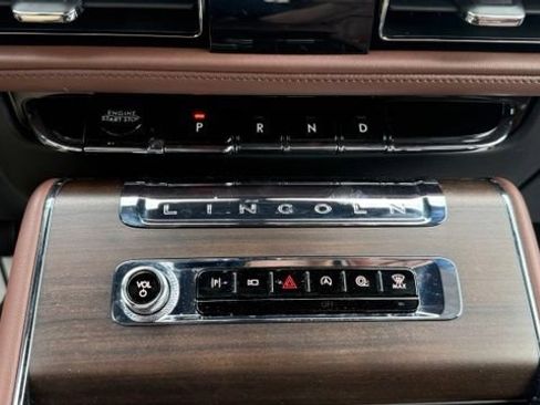 Used 2025 Lincoln Aviator Reserve w/ Equipment Group 201A AWD/4WD image 19