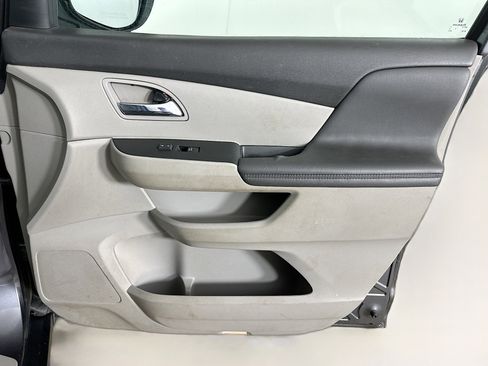 Used 2016 Honda Odyssey EX-L image 34