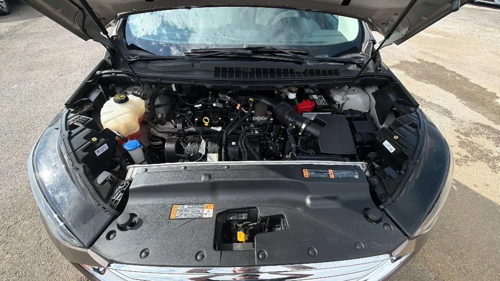 Used 2019 Ford Edge Titanium FWD image 10