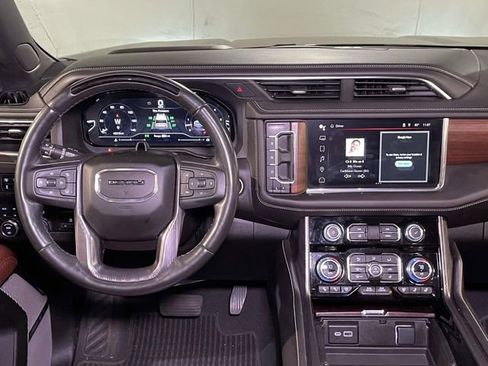 Used 2023 GMC Yukon Denali Ultimate AWD/4WD image 29