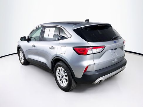 Used 2022 Ford Escape SE image 28