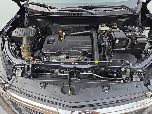 Used 2023 Chevrolet Equinox LT image 16