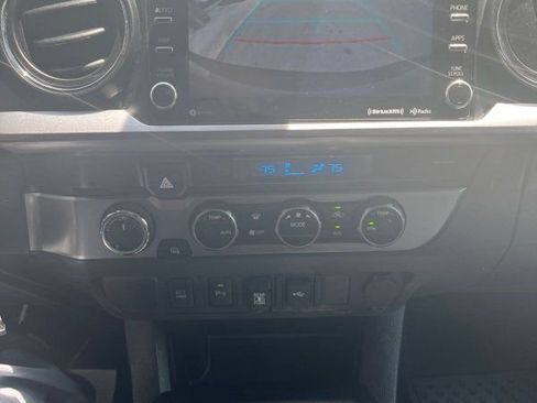 Used 2021 Toyota Tacoma SR5 AWD/4WD image 21