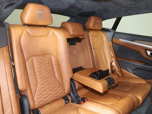 Used 2019 Lamborghini Urus image 20