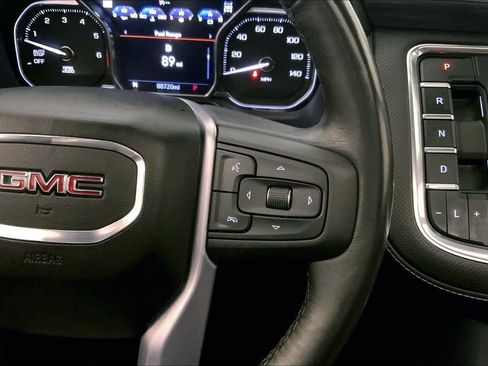Used 2021 GMC Yukon SLT w/ SLT Luxury Plus Package AWD/4WD image 19