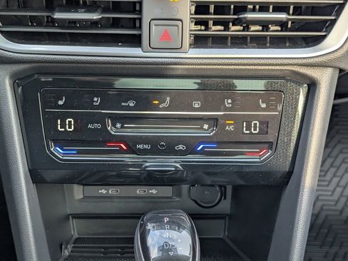 New 2026 Volkswagen Taos SEL AWD/4WD image 22