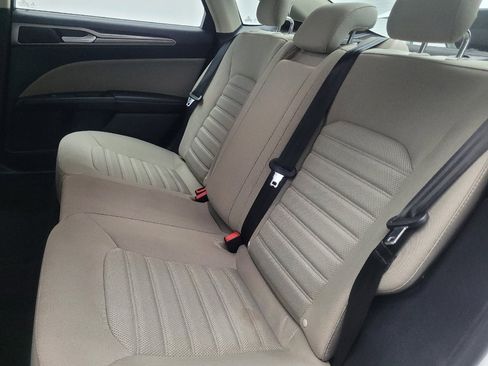 Used 2019 Ford Fusion S image 18