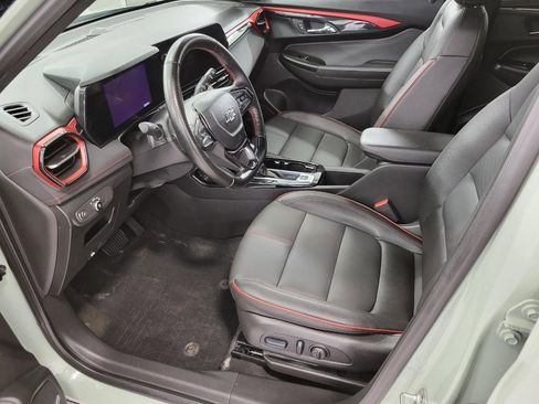 Used 2024 Chevrolet TrailBlazer RS w/ Convenience Package image 9