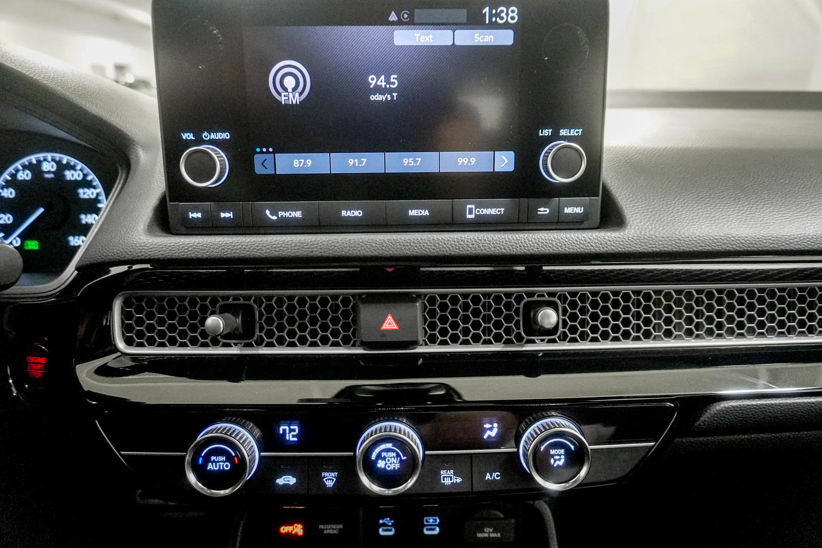 Used 2025 Honda Civic Sport image 23