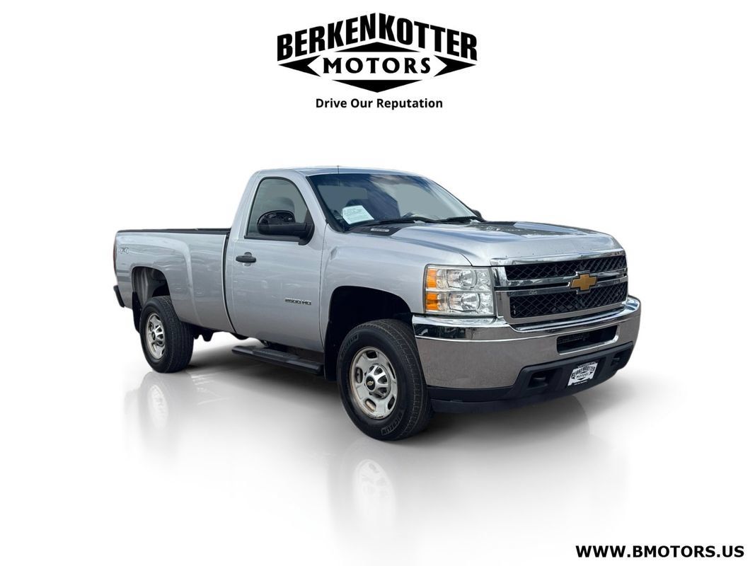 Used 2013 Chevrolet Silverado 2500 W/T AWD/4WD image 1