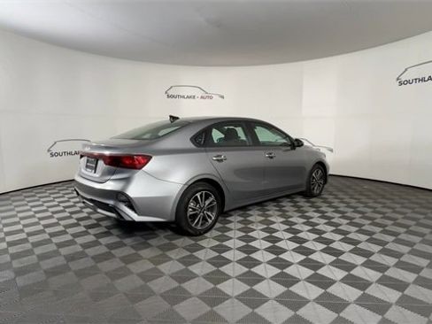 Certified 2024 Kia Forte LXS w/ LXS Technology Package image 8