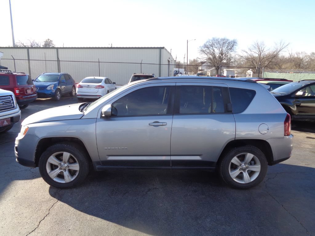 Used 2015 Jeep Compass High Altitude AWD/4WD image 1