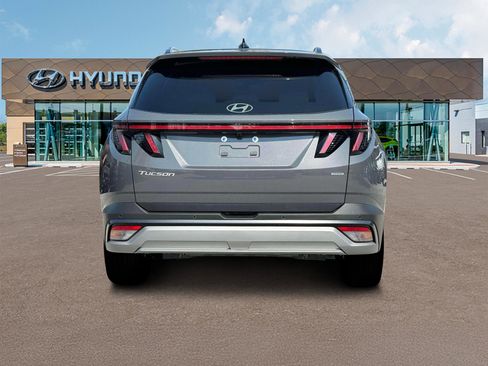 New 2025 Hyundai Tucson Limited image 6