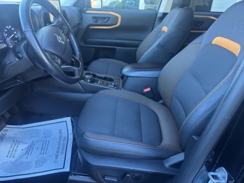 Used 2023 Ford Bronco Sport Badlands image 5
