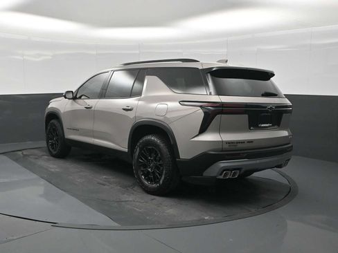 Used 2026 Chevrolet Traverse Z71 w/ Driver Confidence Package AWD/4WD image 2
