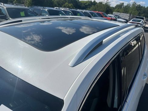 Used 2023 Volkswagen Atlas SEL Premium AWD/4WD image 8