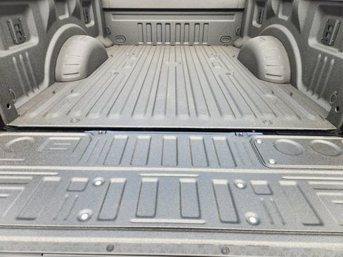 Used 2026 Ford F250 Platinum AWD/4WD image 33