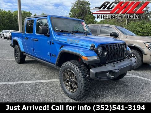 Used 2022 Jeep Gladiator Willys image 1