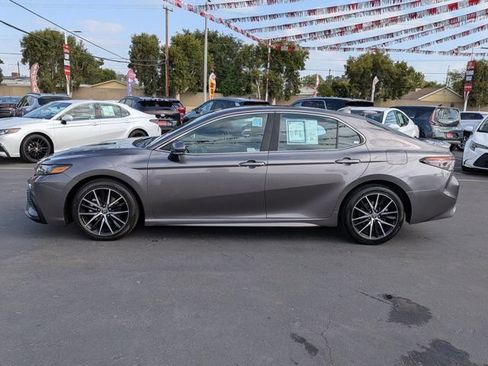 Used 2024 Toyota Camry SE w/ Cold Weather Package AWD/4WD image 12