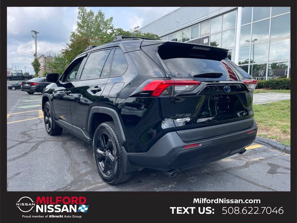 Used 2021 Toyota RAV4 Limited AWD/4WD image 3