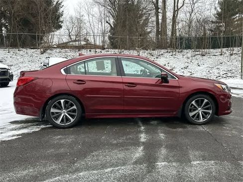 Used 2016 Subaru Legacy 2.5i Limited image 3