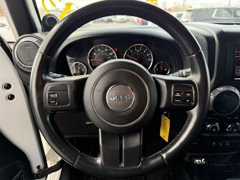 Used 2013 Jeep Wrangler Unlimited Sport image 19