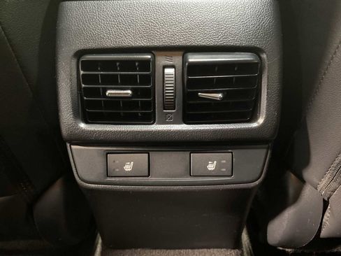 Used 2015 Subaru Outback 2.5i Limited image 25