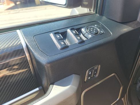 Used 2018 Ford F150 Raptor w/ Equipment Group 802A Luxury AWD/4WD image 15