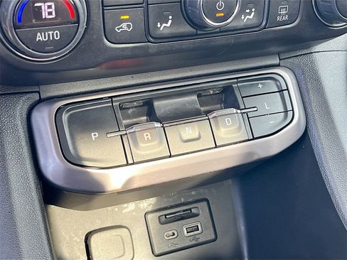 Used 2020 GMC Acadia AT4 w/ Driver Alert Package II image 17