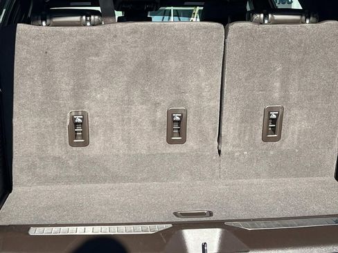 Used 2023 GMC Yukon Denali image 24