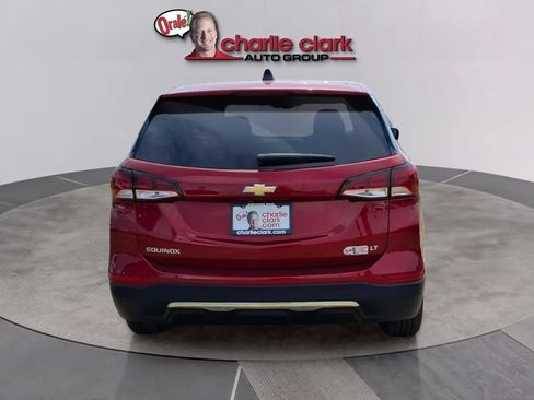 Used 2024 Chevrolet Equinox LT FWD image 4